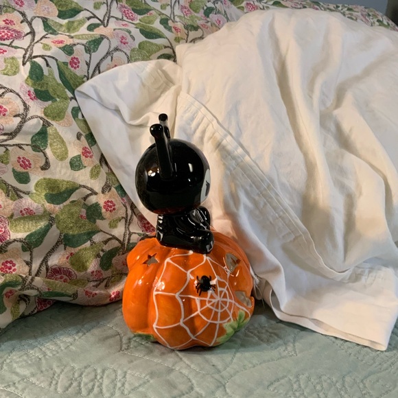 NWOT Kuromi on Halloween Pumpkin Ceramic Figurine - Picture 3 of 5